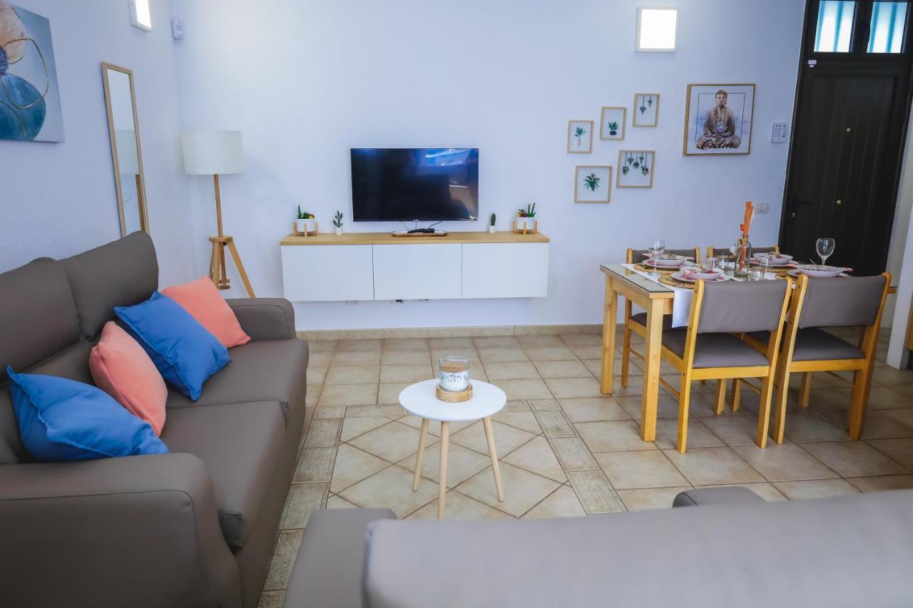 Casa Lola *